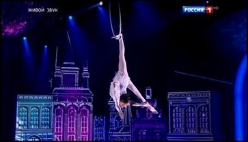Синяя птица: Карина Ситдикова – Воздушная гимнастика в