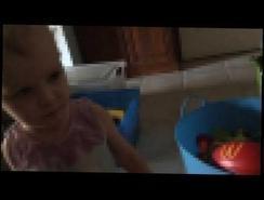2 yr old baby raps Eminem's 'Lose Yourself'